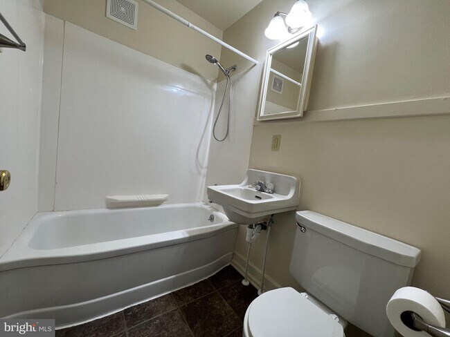 Foto del edificio - 212 Morton St