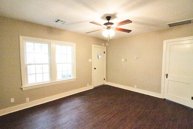 Foto del edificio - 1453 N 35th St