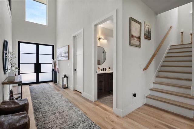 Foto del edificio - 4029 Ivanhoe Ln