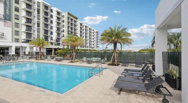 Foto del edificio - 4465 Griffin Rd