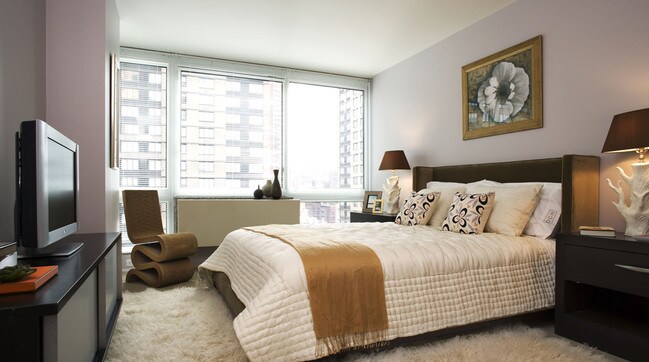 Foto del edificio - 217 E 96th St