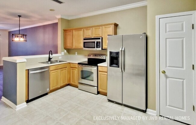 Foto del edificio - 3461 Lone Tree Ln