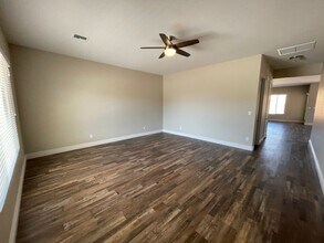 Building Photo - 14826 E 47th Dr