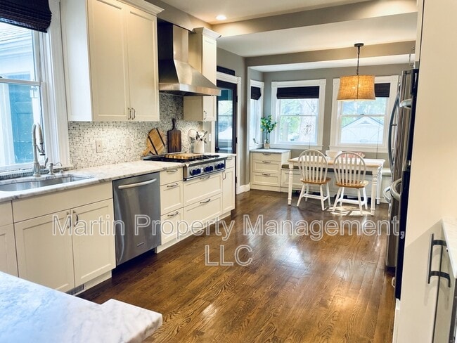 Photo - 140 Church St Apartment