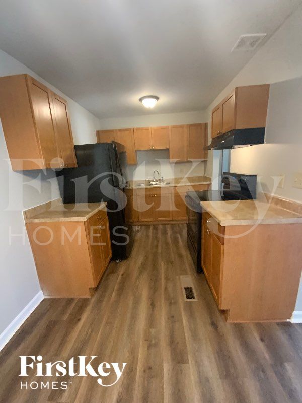 Foto del edificio - 7016 Sun Valley Way