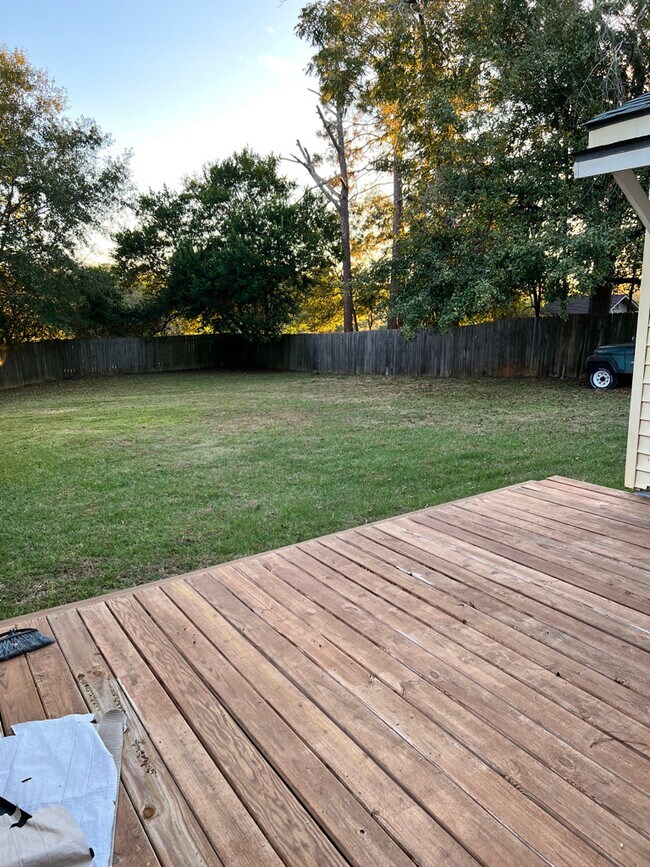 Patio interior - 346 Orion St