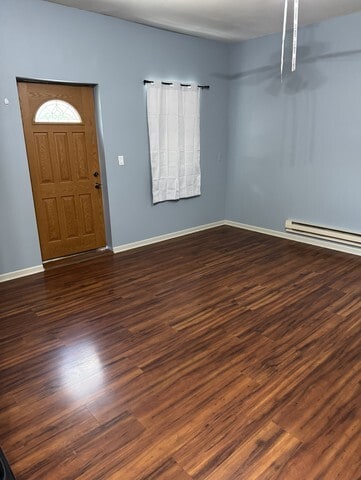 Building Photo - 4N553 IL-83