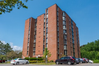 Building Photo - 631-631 MacDonald Ave