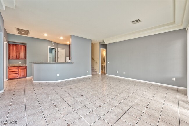 Building Photo - 220 Lorryn Ln