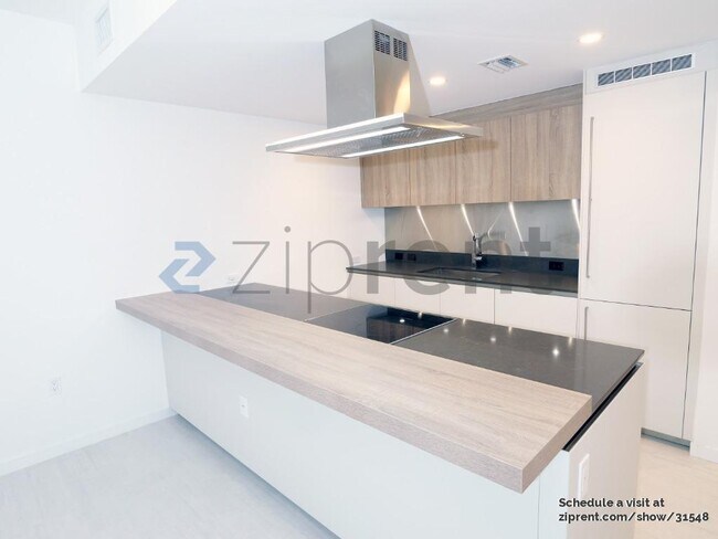 Foto del edificio - 1000 Brickell Ave