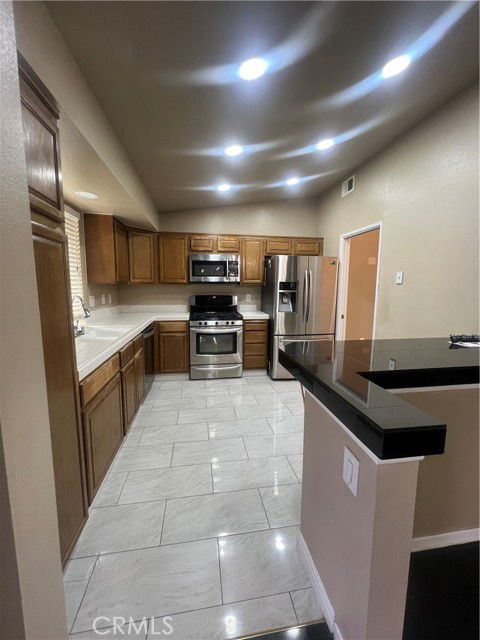 Foto del edificio - 39335 Rockcliff Ct