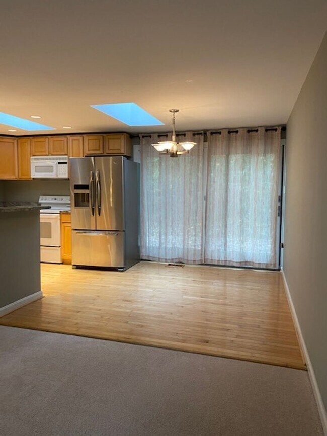 Foto del edificio - Single Family Home in Reston