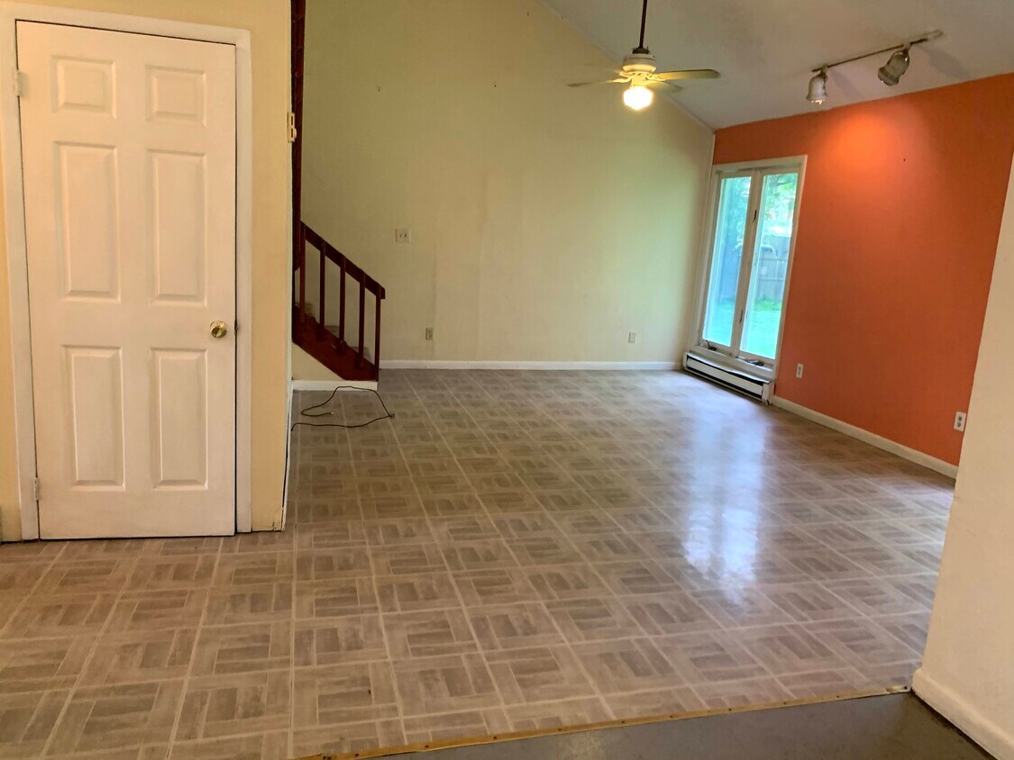 177 Prospect St, East Stroudsburg, PA 18301 Townhome Rentals in East