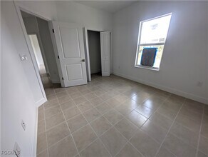 Building Photo - 1103 Harold Ave S