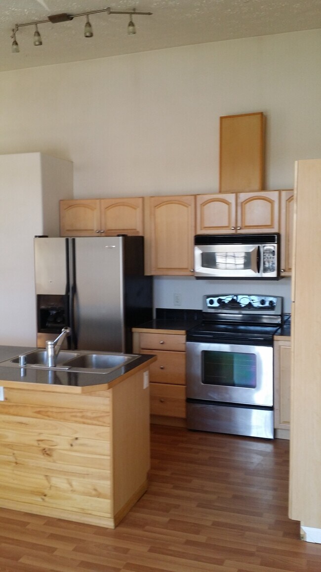 Building Photo - 2685 Bald Eagle Ct