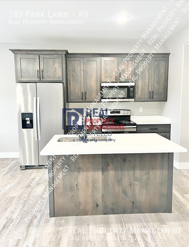 Foto del edificio - 189 Park Lawn Dr