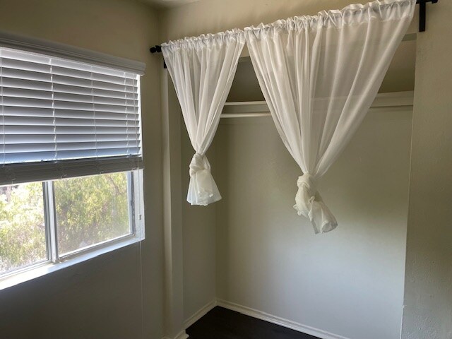 Foto del edificio - 5243 Huntington Dr