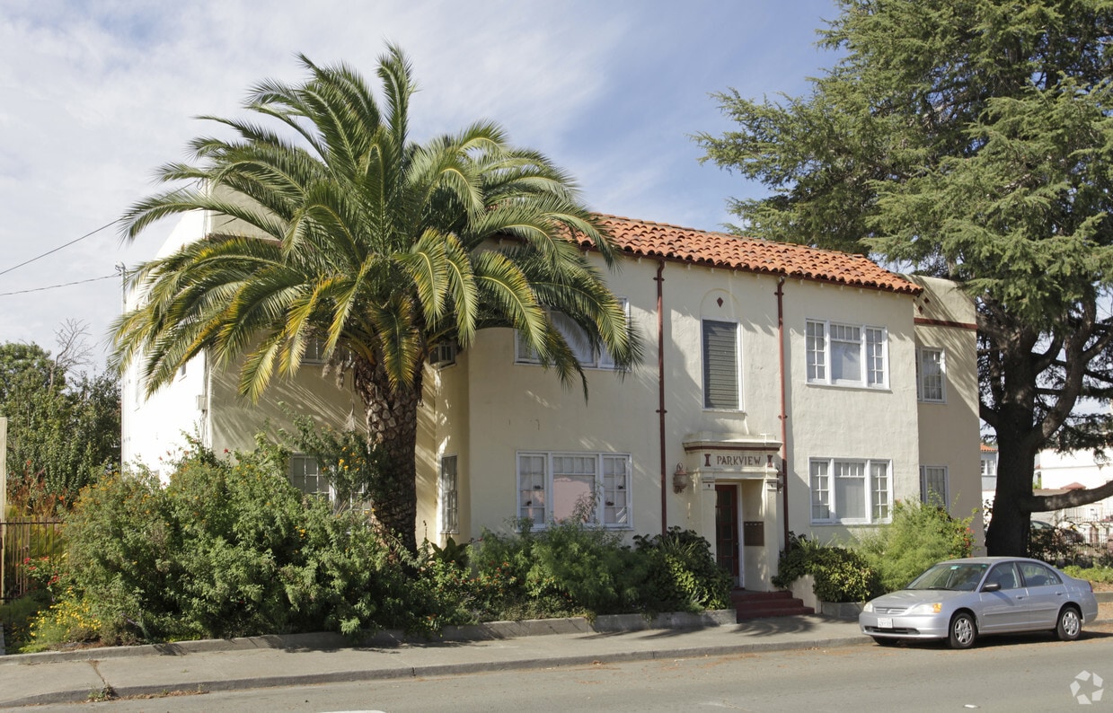 Primary Photo - 1217-1229 Sacramento St