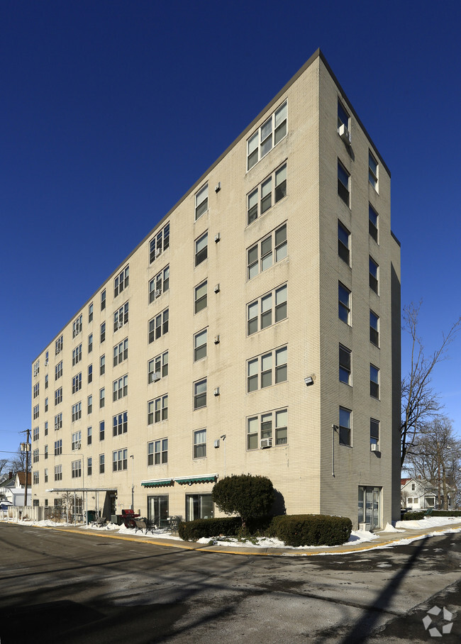 Building Photo - Firelands Apartments