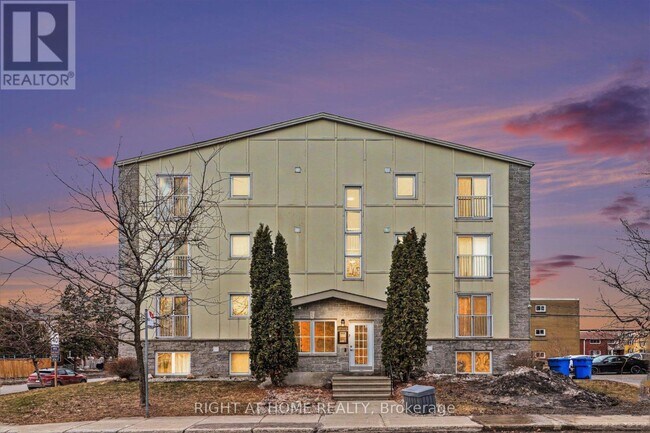 Building Photo - 646 Cummings Ave.