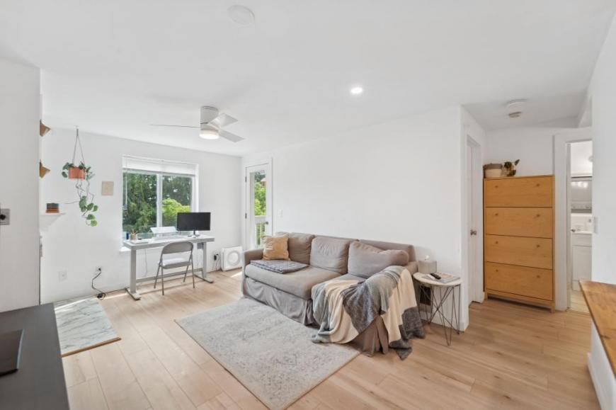 Foto principal - 1 bedroom in Seattle WA 98133