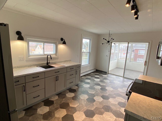 Foto del edificio - 111 W Noyes Blvd