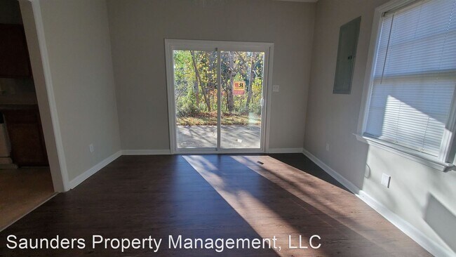 Building Photo - 3 br, 2.5 bath House - 4350 Wakeman Dr