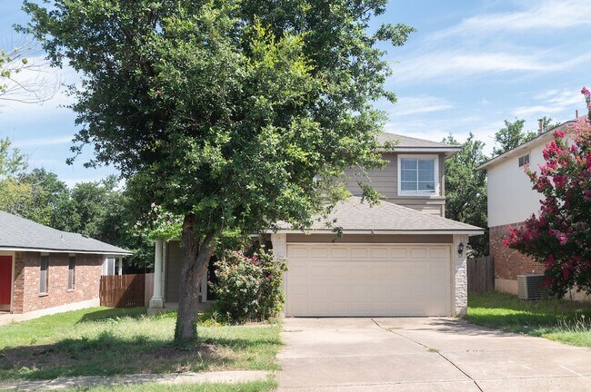 Building Photo - Blockhouse Creek Two Story!