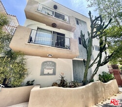 Building Photo - 1218 McClellan Dr