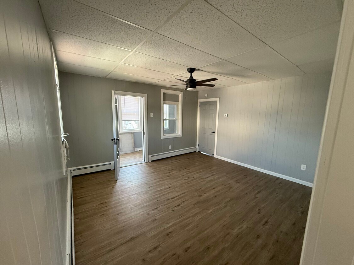 Living Room - 97 Elk St