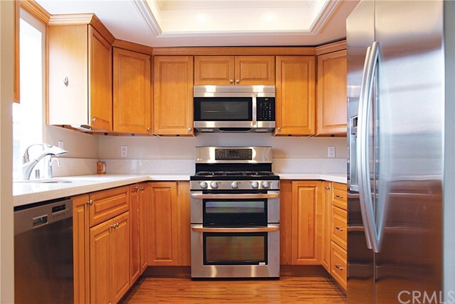 Building Photo - 1412 Buena Vista