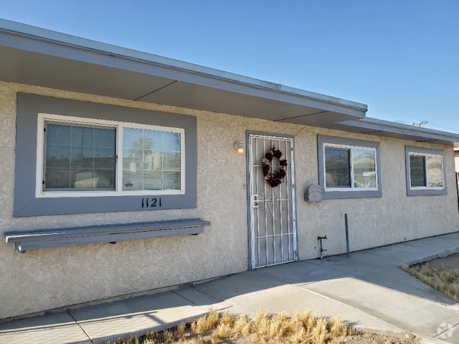 Building Photo - 1121 Mojave Dr