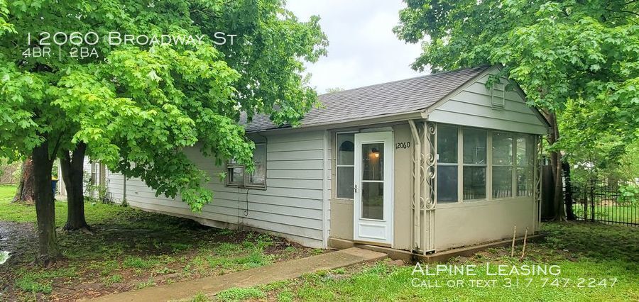 Primary Photo - 4BR/2BA w/Garage! Lawrence/McCordsville area!