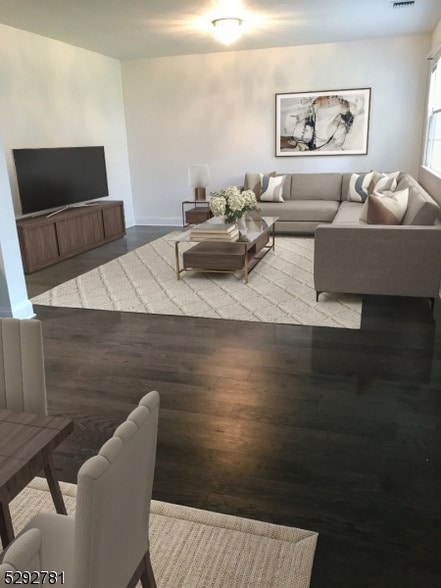 Building Photo - 19 Hewetson Rd