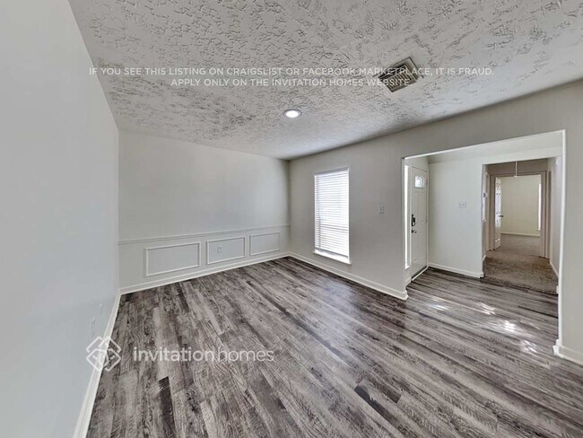 Building Photo - 22526 Smokey Hill Dr