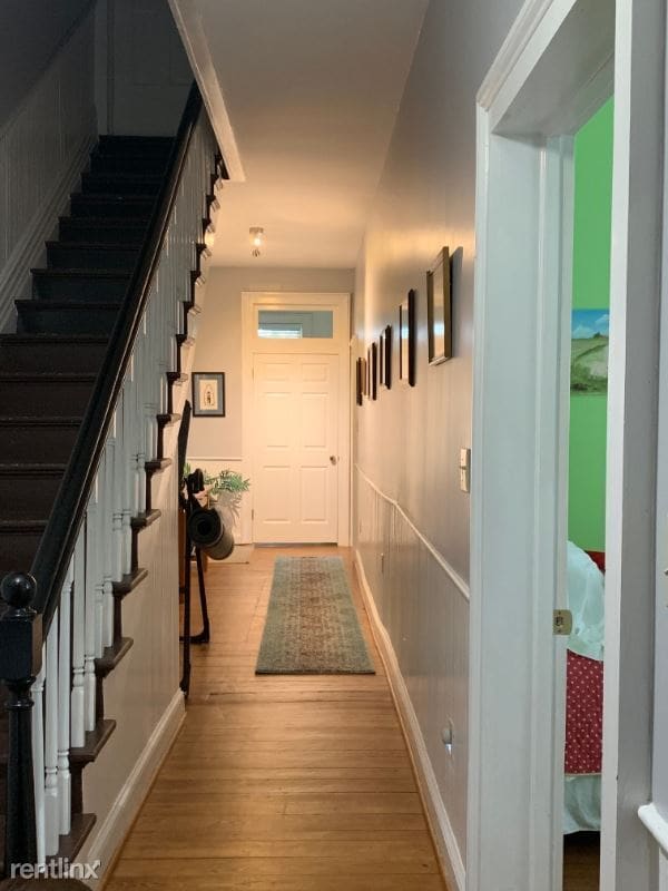 Building Photo - 3 br, 2.5 bath Townhome - 418 Johnson St