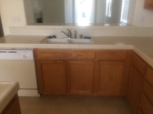 Foto del edificio - 3962 Blackberry Ave