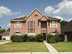 Building Photo - 17322 Pikes Peek Ct