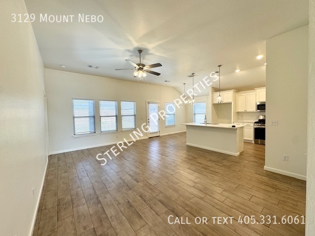 Foto del edificio - 3129 Mt Nebo Dr
