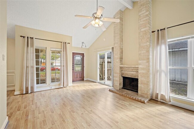 Foto del edificio - 23627 Pebworth Pl