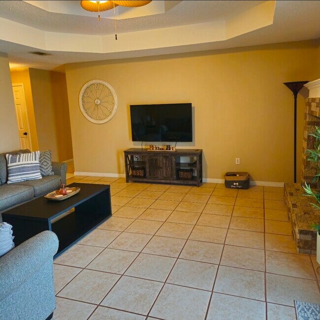 Foto del edificio - 2253 Kerra Ln