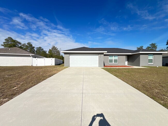 Foto del edificio - Beautiful 3 bd/2ba Home in Ocala!!