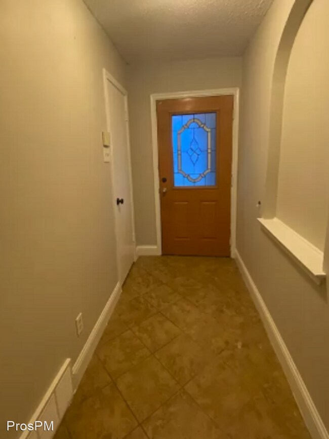 3 br, 1.5 bath House 2115 Bowie Drive House for Rent in Carrollton