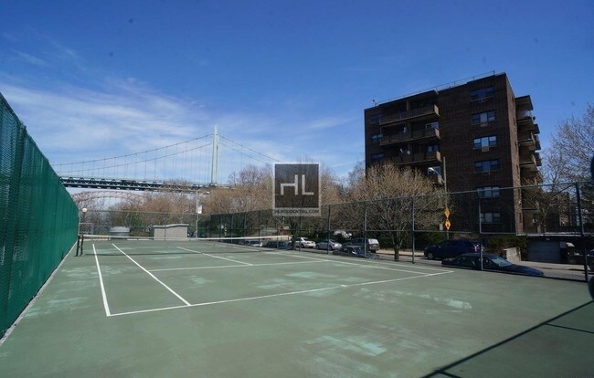 Foto del edificio - SHORE BOULEVARD