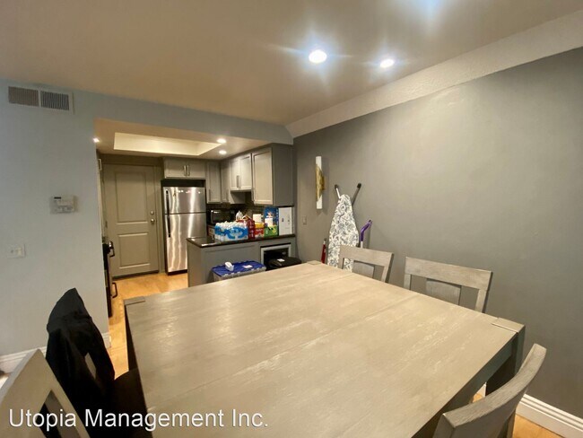 Building Photo - 2 br, 2.5 bath House - 5291 Colodny Dr.  U...