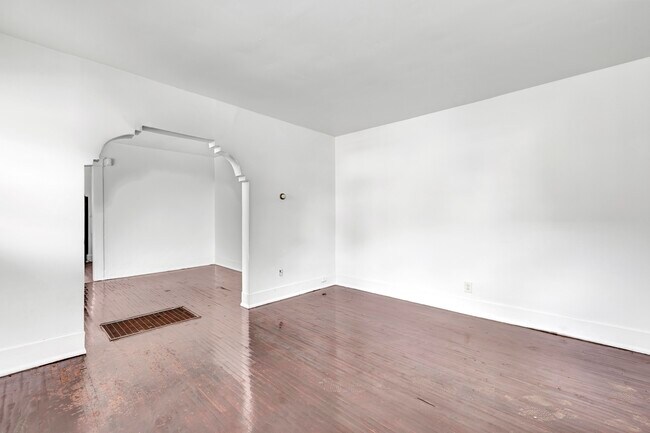 Foto del edificio - 4929 Avenue R