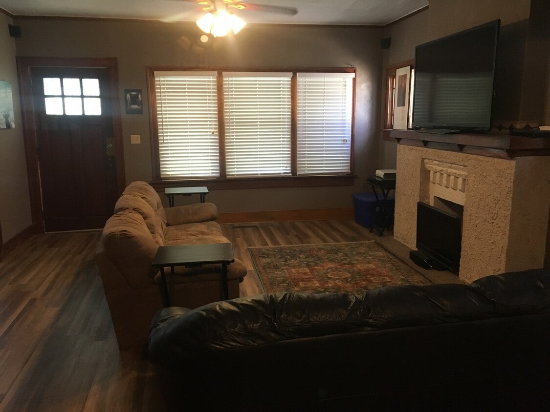 Building Photo - 3 Bed/2 Bath  NW Oklahoma City