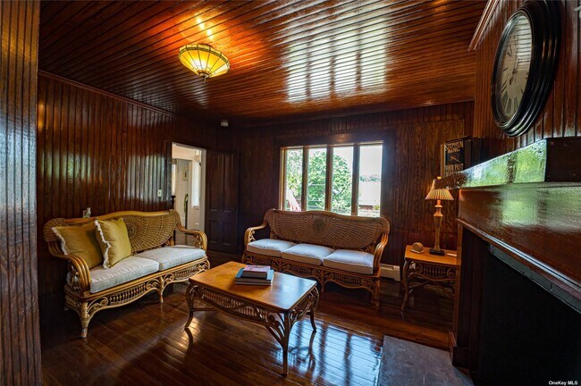 Foto del edificio - 215 Beach St