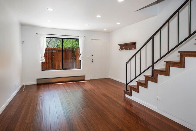 Foto del edificio - Beachside Living in Santa Barbara – 2-Bedr...