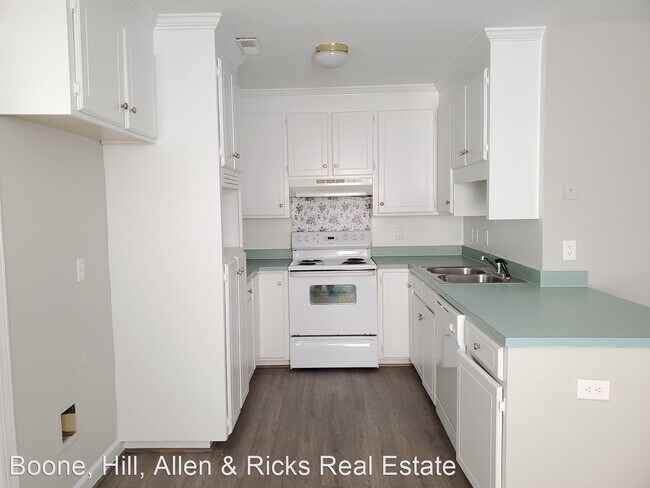 Building Photo - 2 br, 2 bath House - 928 Hornbeam South Drive